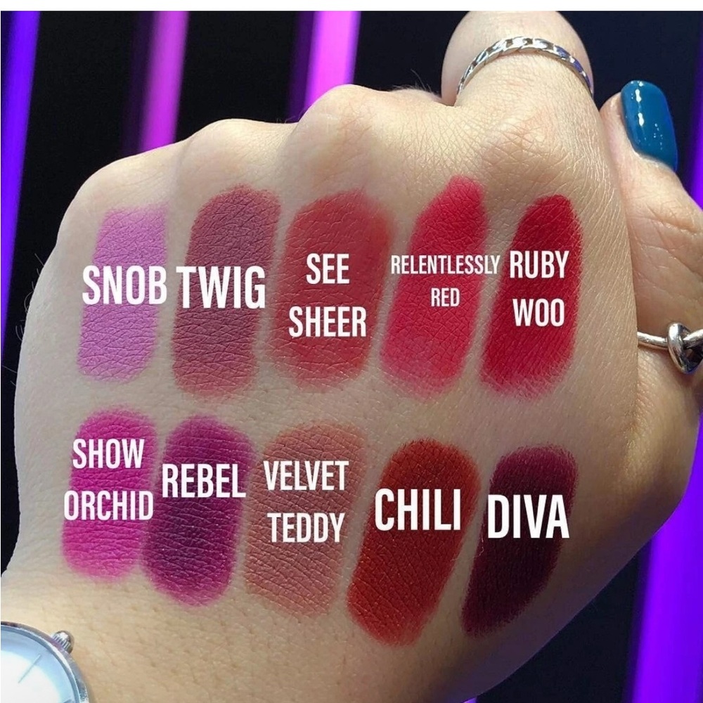 MAC Cosmetics Vibrant Lipstick Collection - Picture 7 of 7